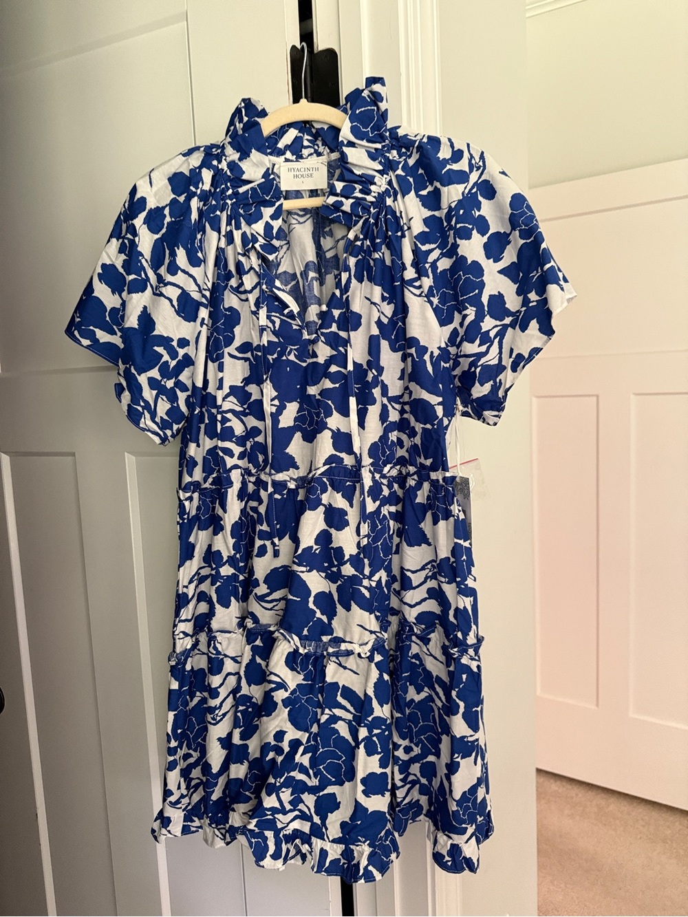 Hyacinth House Thea Blue White Floral Ruffle Short Dress Tuckernuck New NWT - Picture 2 of 5
